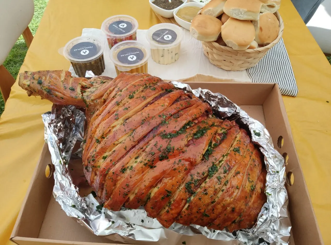 Pernil Premium de Cerdo para 80 personas - Imagen principal